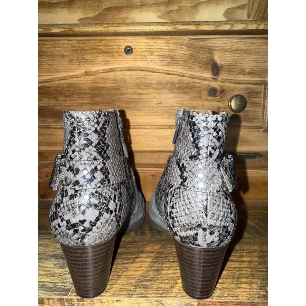 Vionic Naomi Snake Embossed Booties Boots Shoes‎ Size 7.5